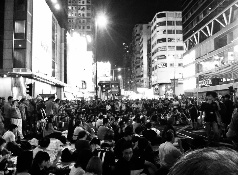 ANOTHER NIGHT, ANOTHER CROWD