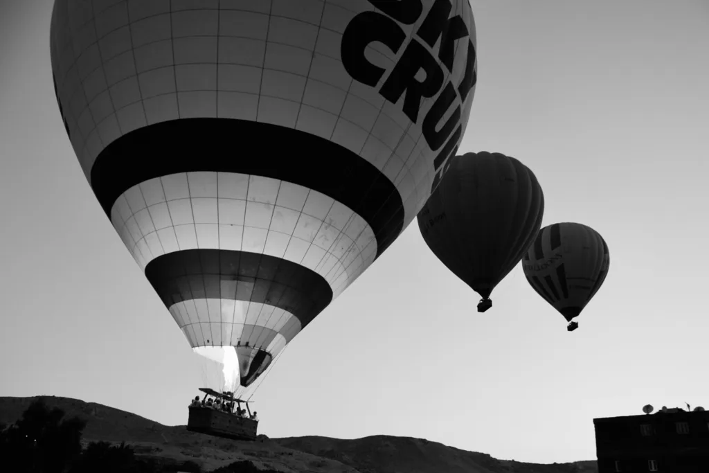 BALLOONS AT DAWN