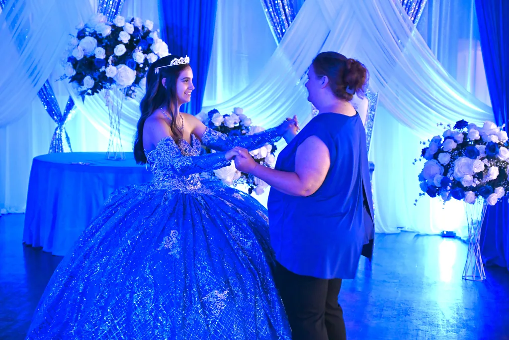 AMBER LIGHT