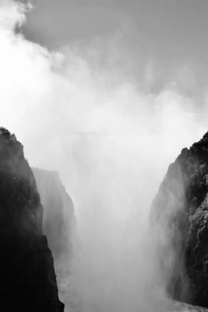 THE SMOKE THAT THUNDERS