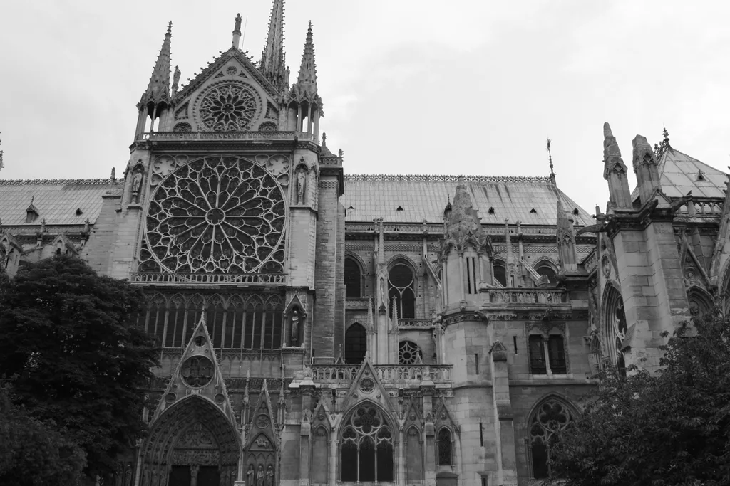 SHUTTERED CHAPEL