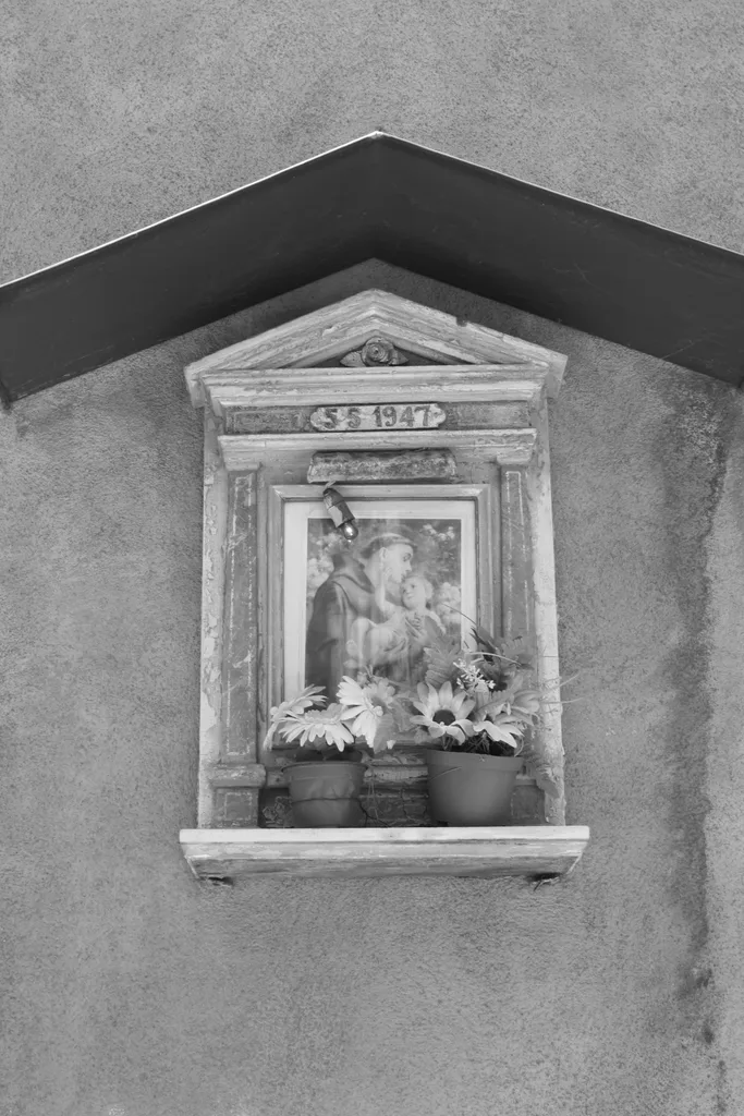 FADED SQUARE