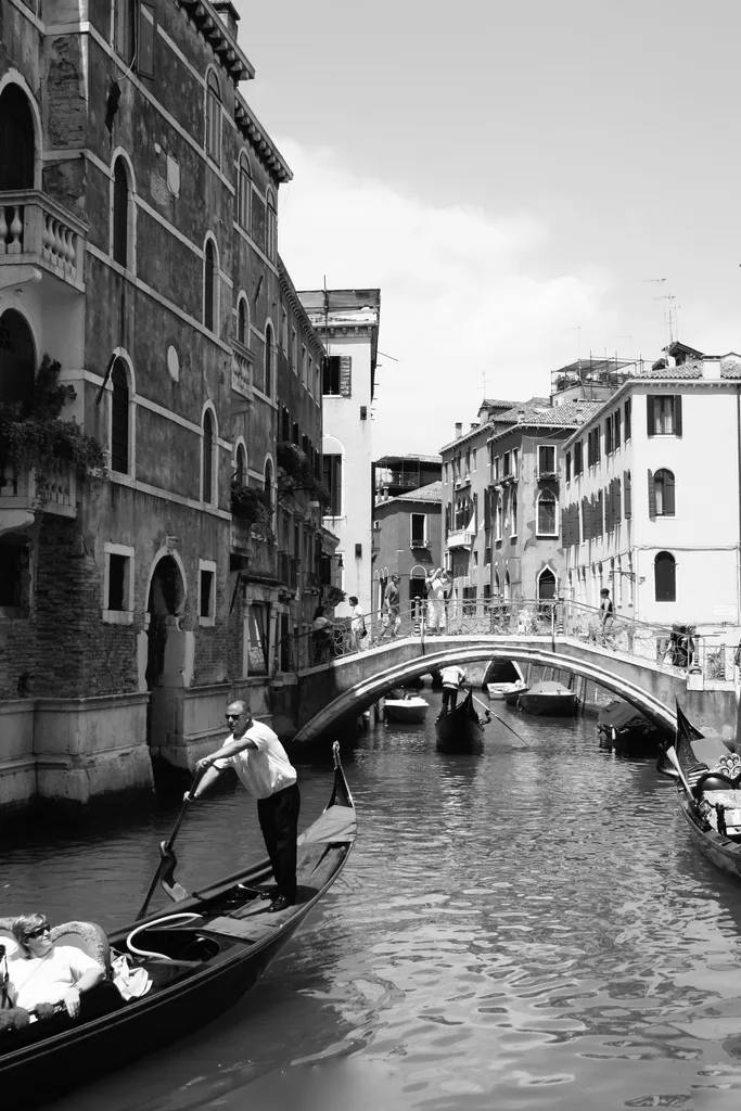 GONDOLIER'S BRIDGE