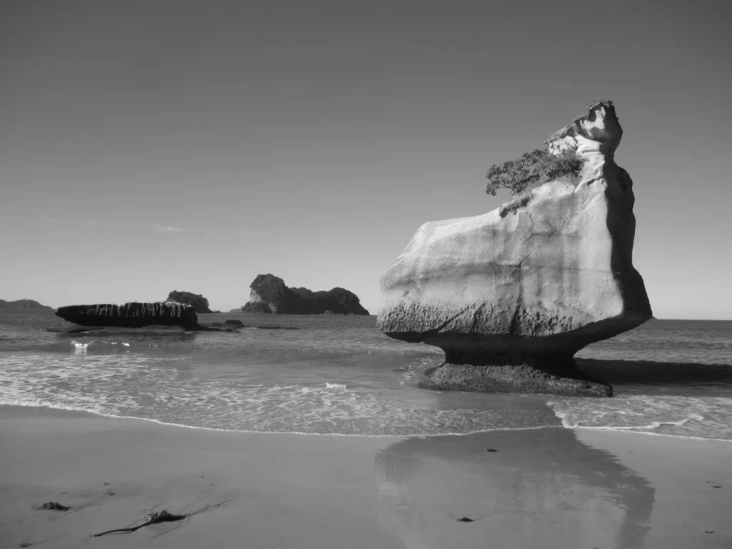 QUIET STONE